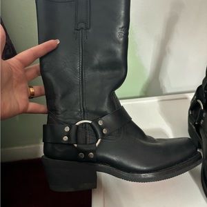 7.5 leather Harley Davidson boots